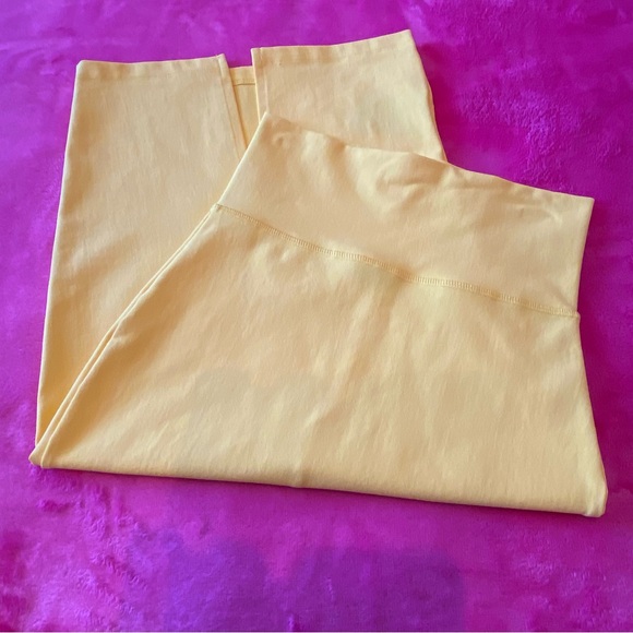 Bebe Yellow Knit Midi Pencil Skirt Size XS NWOT - Picture 11 of 16